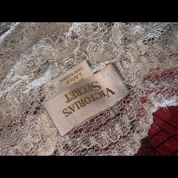 Victoria secret shirt - Picture 2 of 3